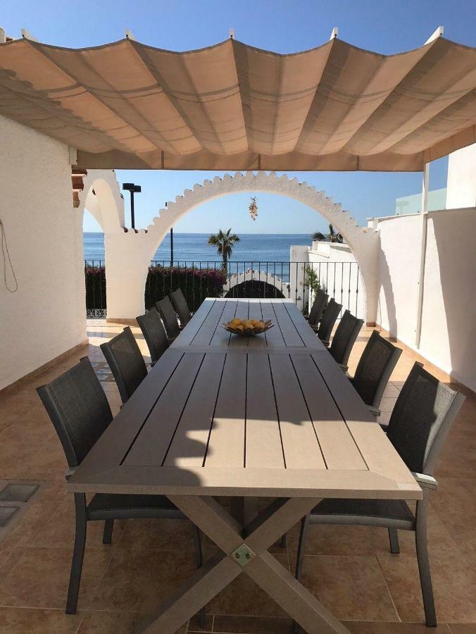 Globales Villa Gardenia Фуeнхирола Екстериор снимка