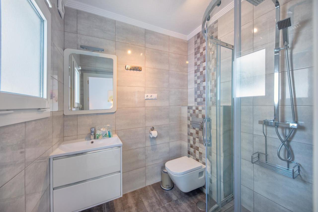 Globales Villa Gardenia Фуeнхирола Екстериор снимка